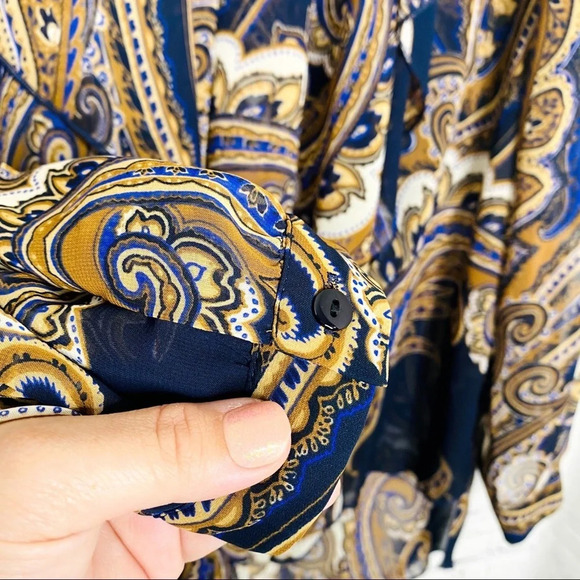 Chico's Blue Brown Paisley Expressions Drama Top Blouse Size Small - Picture 7 of 14